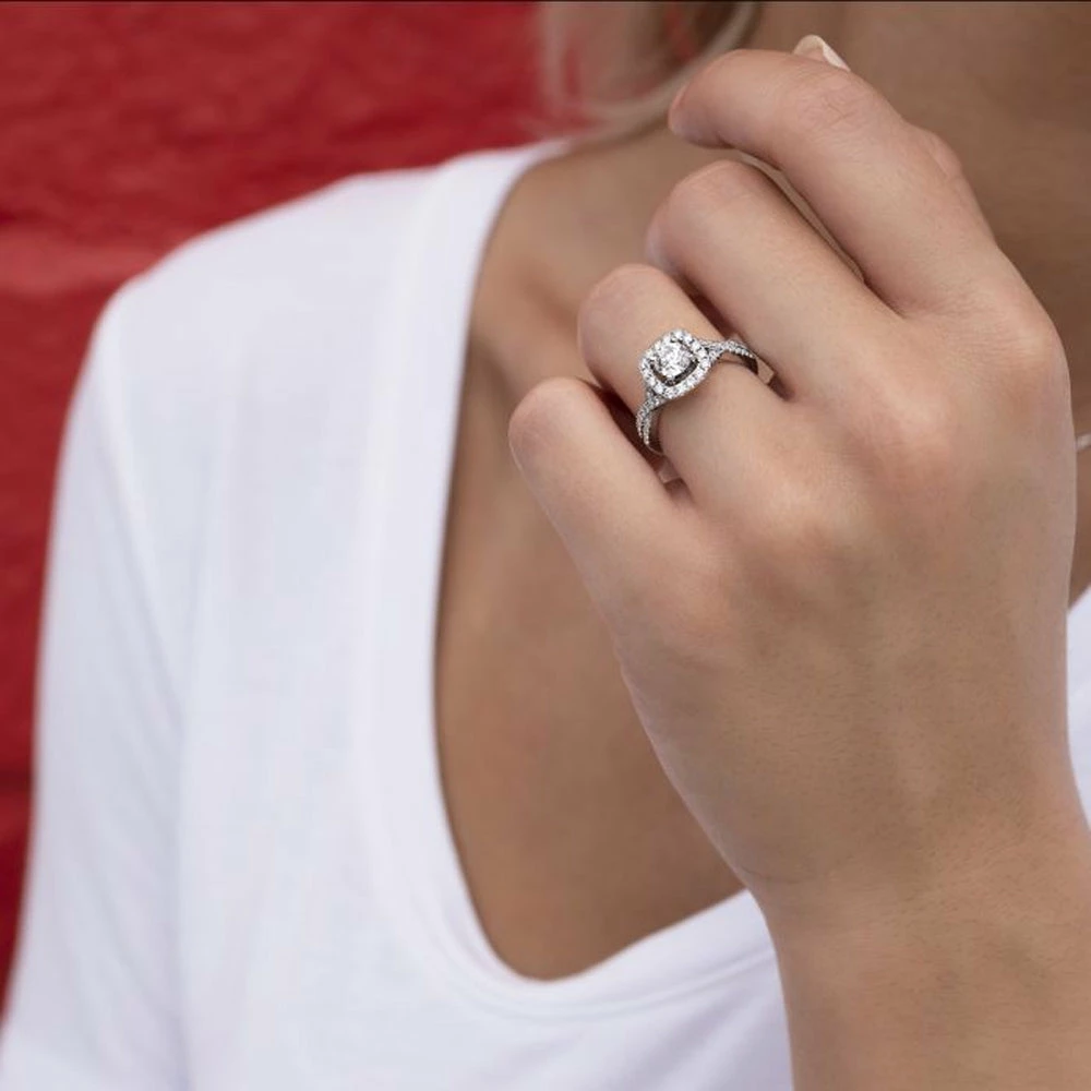 Best Pirce โญ Pompeii3 1 1/4 Ct Diamond Cushion Halo Criss Cross Engagement Ring 10k White Gold for ๐ฉ women ๐คฉ - Image 4